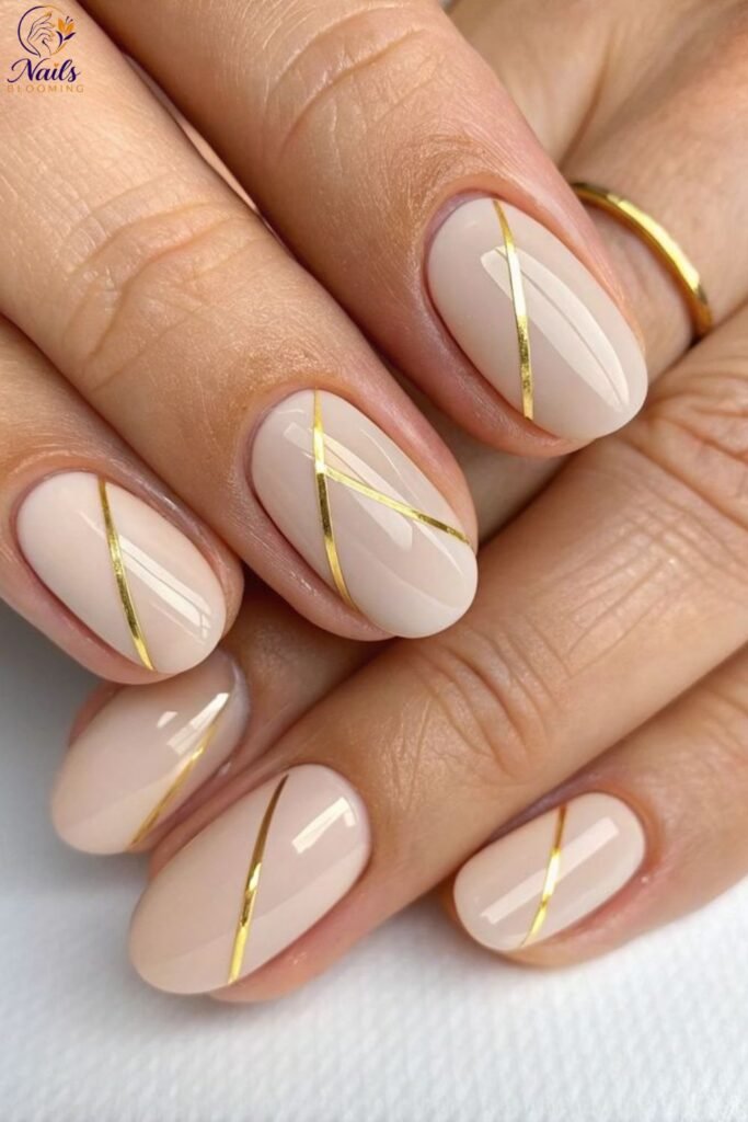 Single Fine Line Gold Accent